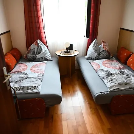 Pelikan Apartman, 60 Meter * Balatonberény